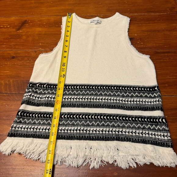 Madewell Size Medium Villagrove Sweater Tank in Ivory and Black with Fringe - Picture 5 of 8